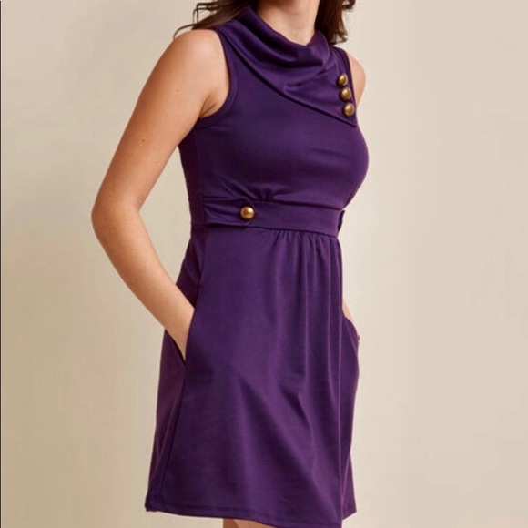 Monteau Dresses & Skirts - Adorable sleeveless cowl neck dress size small